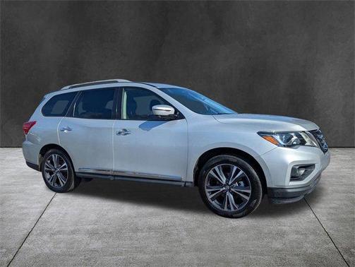 2020 Nissan Pathfinder Platinum