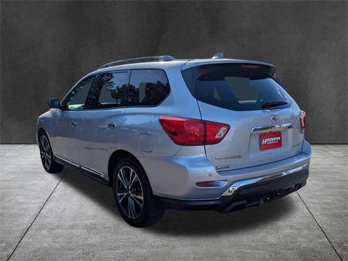 2020 Nissan Pathfinder Platinum