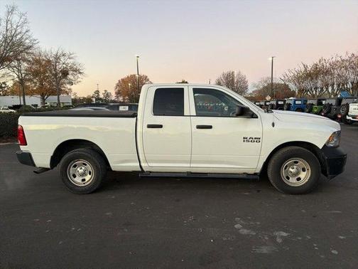 2017 RAM 1500 Tradesman/Express