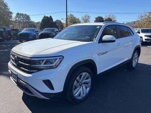 2022 Volkswagen Atlas Cross Sport 3.6L V6 SE w/Technology