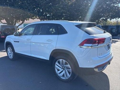 2022 Volkswagen Atlas Cross Sport 3.6L V6 SE w/Technology