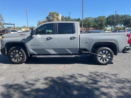 2024 Chevrolet Silverado 2500 Custom