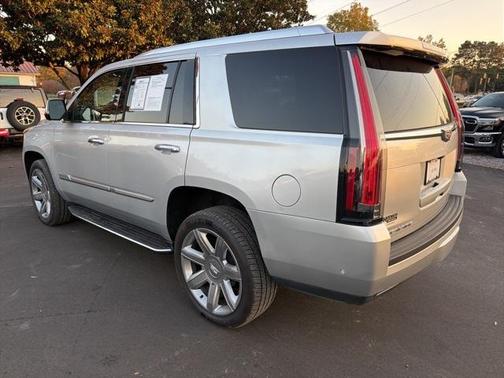 2020 Cadillac Escalade Luxury