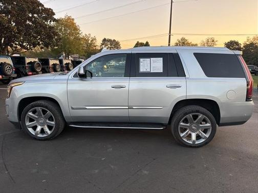 2020 Cadillac Escalade Luxury