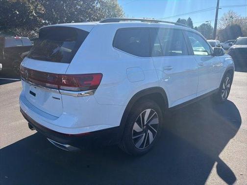 2024 Volkswagen Atlas 2.0T SE