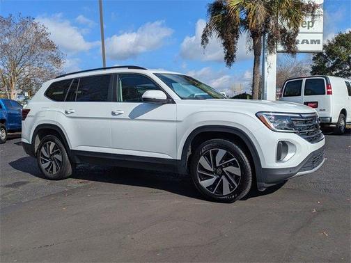 2024 Volkswagen Atlas 2.0T SE