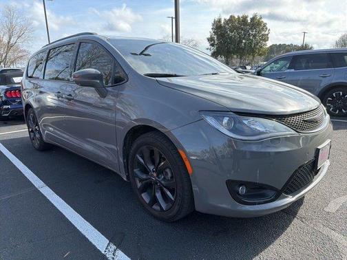 2020 Chrysler Pacifica Limited