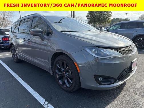 2020 Chrysler Pacifica Limited