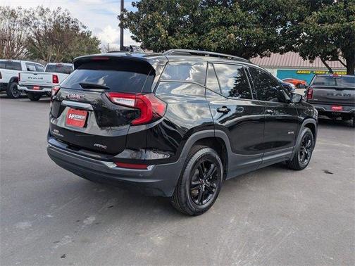 2022 GMC Terrain AT4