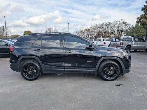 2022 GMC Terrain AT4