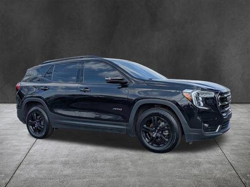 2022 GMC Terrain AT4