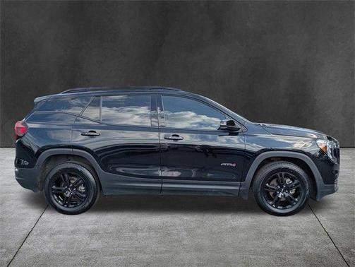 2022 GMC Terrain AT4