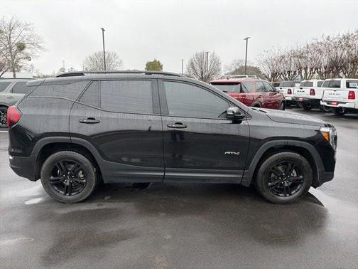 2022 GMC Terrain AT4