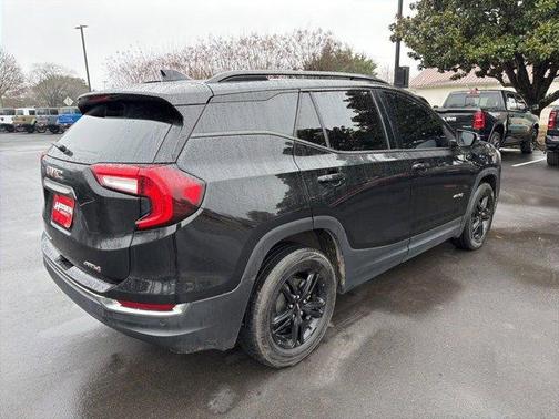 2022 GMC Terrain AT4