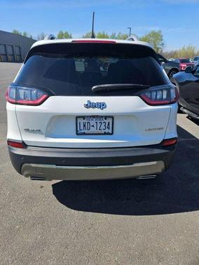 Bright White Clearcoat 2019 Jeep Cherokee Limited