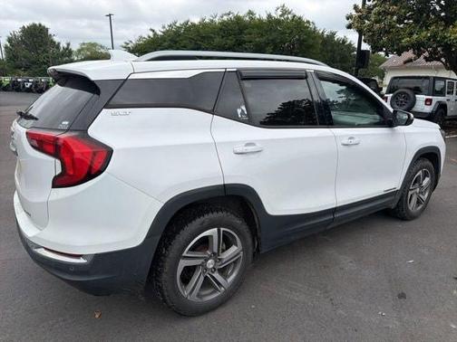Summit White 2018 GMC Terrain SLT