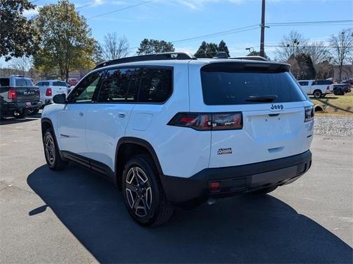 2026 Jeep Cherokee LAREDO/LIMITED