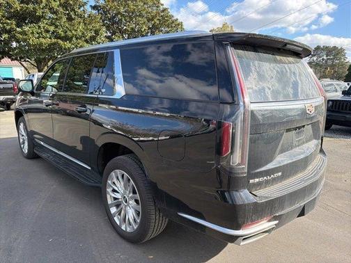 2023 Cadillac Escalade ESV Premium Luxury