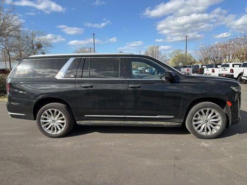 2023 Cadillac Escalade ESV Premium Luxury