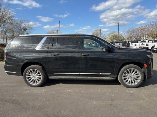 2023 Cadillac Escalade ESV Premium Luxury