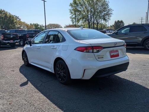 Ice 2025 Toyota Corolla LE