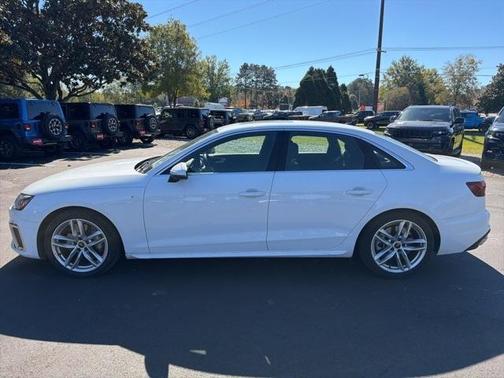 2024 Audi A4 45 S line quattro Premium