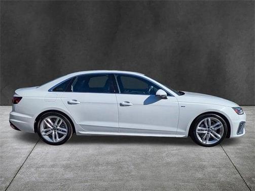 2024 Audi A4 45 S line quattro Premium