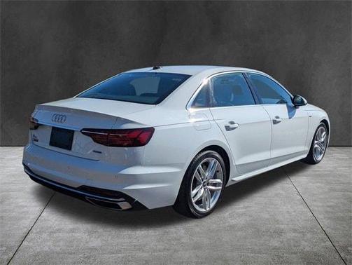 2024 Audi A4 45 S line quattro Premium