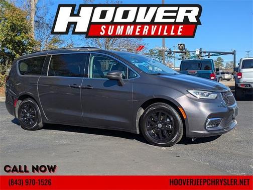 2022 Chrysler Pacifica Touring-L