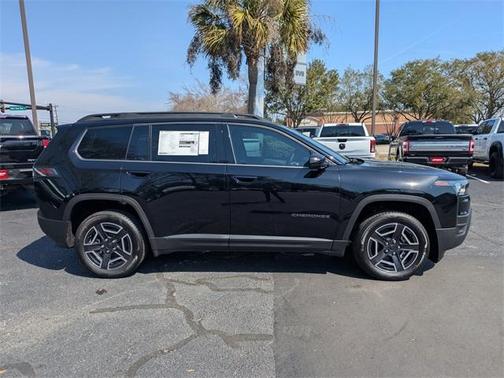 2026 Jeep Cherokee LAREDO/LIMITED