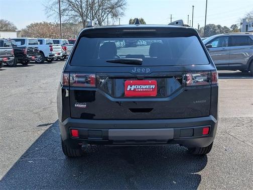 2026 Jeep Cherokee LAREDO/LIMITED