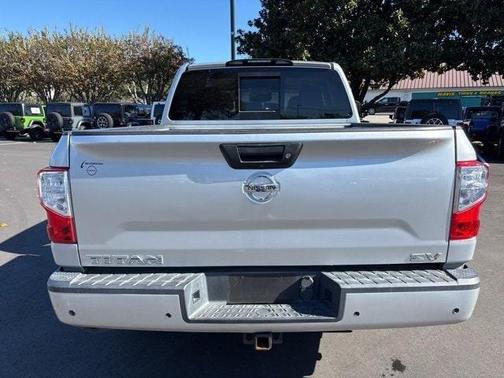 2020 Nissan Titan SV
