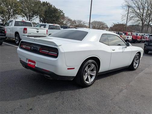 2019 Dodge Challenger SXT