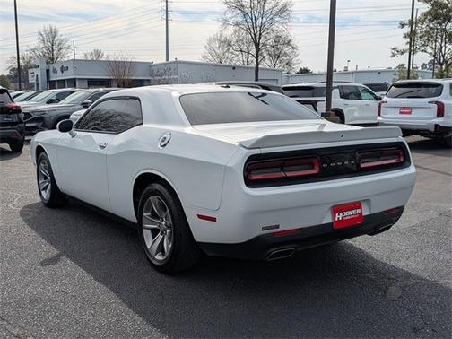 2019 Dodge Challenger SXT