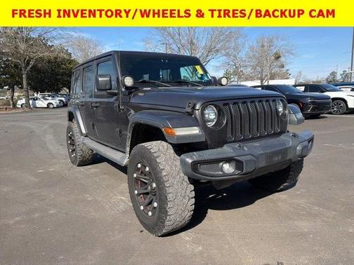 2020 Jeep Wrangler Unlimited Sahara Altitude