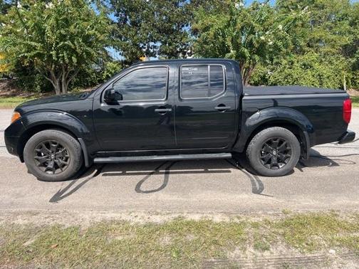 2021 Nissan Frontier SV