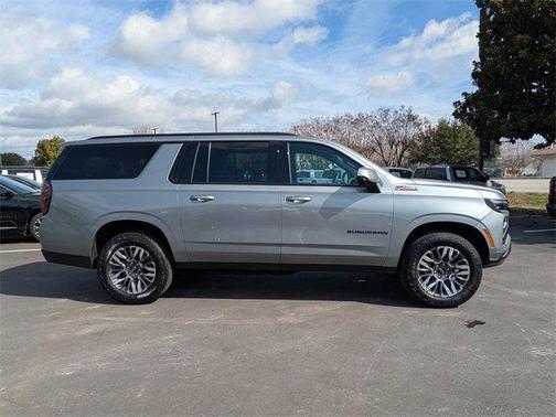 2025 Chevrolet Suburban Z71