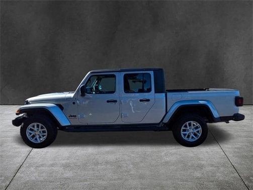 2023 Jeep Gladiator Sport