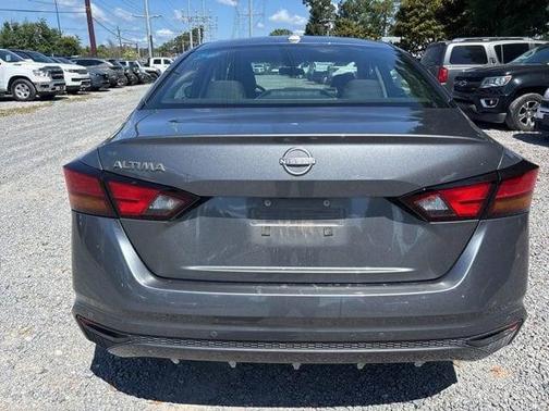 Gun Metallic 2025 Nissan Altima SV