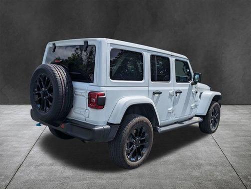 Bright White Clearcoat 2023 Jeep Wrangler 4xe Sahara