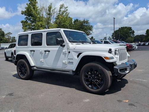 Bright White Clearcoat 2023 Jeep Wrangler 4xe Sahara