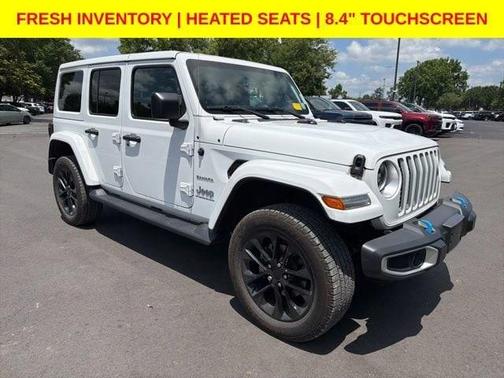 Bright White Clearcoat 2023 Jeep Wrangler 4xe Sahara
