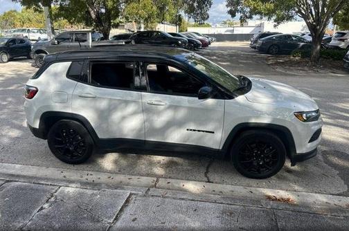 2022 Jeep Compass Altitude