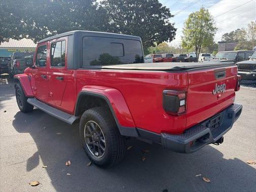Firecracker Red Clearcoat 2020 Jeep Gladiator Overland