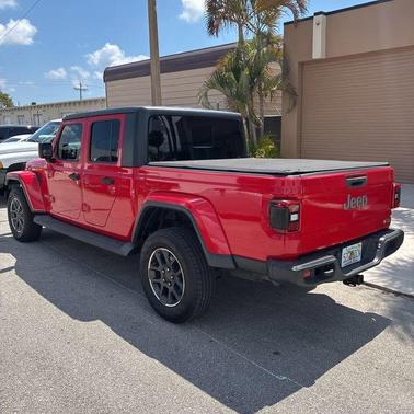 Firecracker Red Clearcoat 2020 Jeep Gladiator Overland