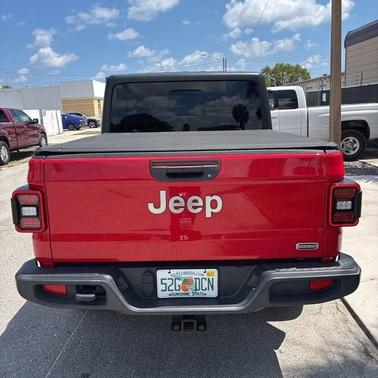Firecracker Red Clearcoat 2020 Jeep Gladiator Overland