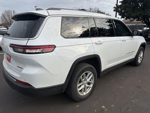 2022 Jeep Grand Cherokee L Laredo