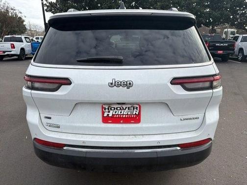 2022 Jeep Grand Cherokee L Laredo