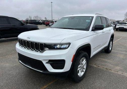 2024 Jeep Grand Cherokee Laredo