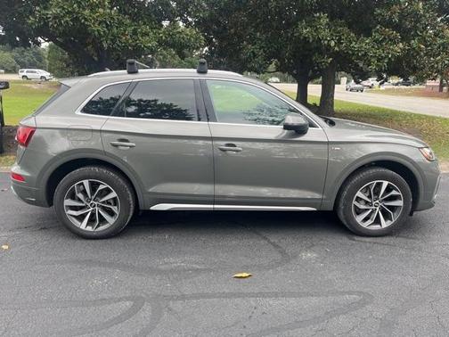 2023 Audi Q5 45 S line quattro Premium